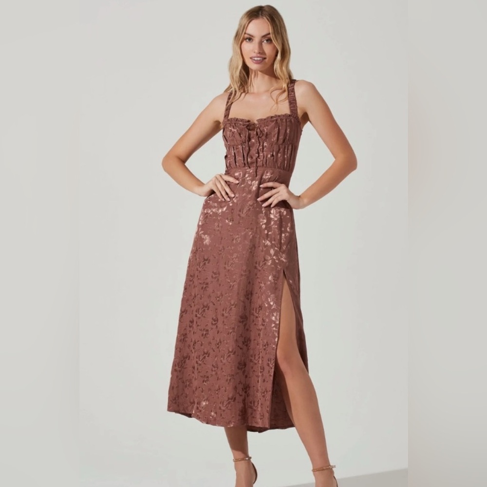 Astr Brown Sleeveless Midi Dress with Slit